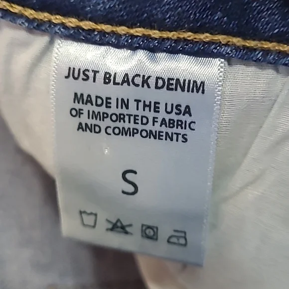 Just Black Denim Shorts with White Eyelet Ruffle Trim Western High Rize Size S - Picture 4 of 6